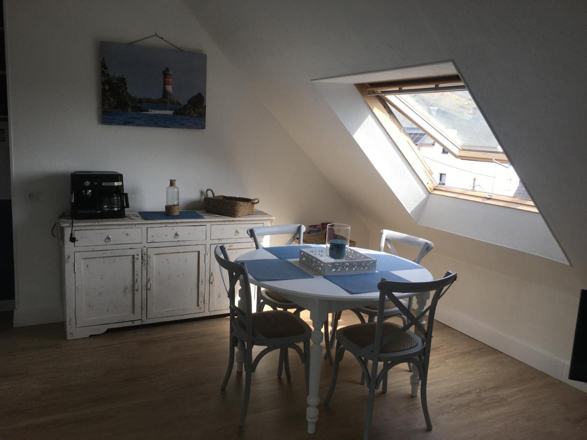 Apartamento Larmor Plage, T2 cosy, 4 pers, 3mn plage, parking privé, tout à pied ! Exterior foto