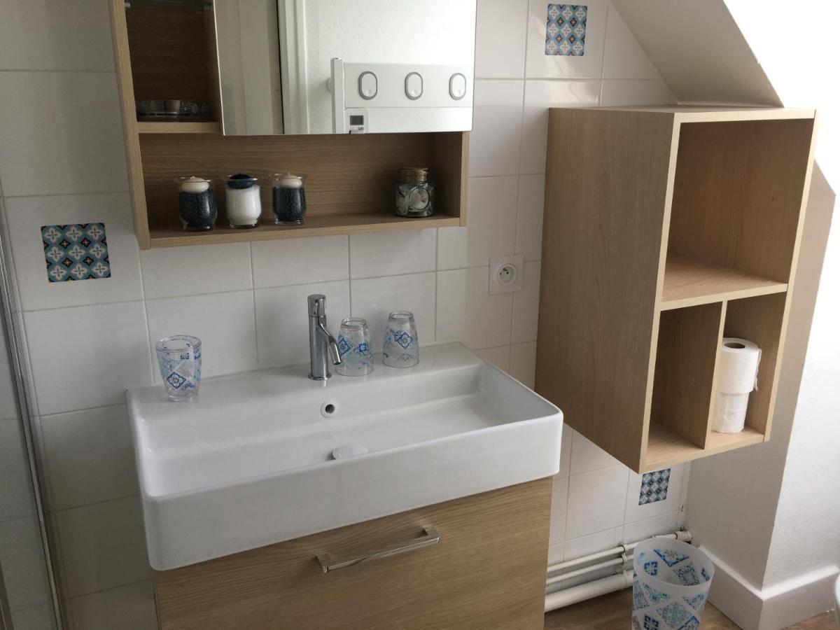 Apartamento Larmor Plage, T2 cosy, 4 pers, 3mn plage, parking privé, tout à pied ! Exterior foto
