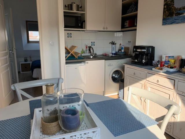Apartamento Larmor Plage, T2 cosy, 4 pers, 3mn plage, parking privé, tout à pied ! Exterior foto