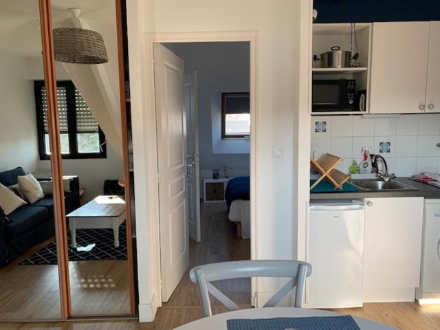 Apartamento Larmor Plage, T2 cosy, 4 pers, 3mn plage, parking privé, tout à pied ! Exterior foto