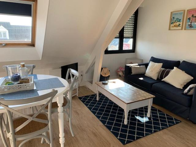 Apartamento Larmor Plage, T2 cosy, 4 pers, 3mn plage, parking privé, tout à pied ! Exterior foto